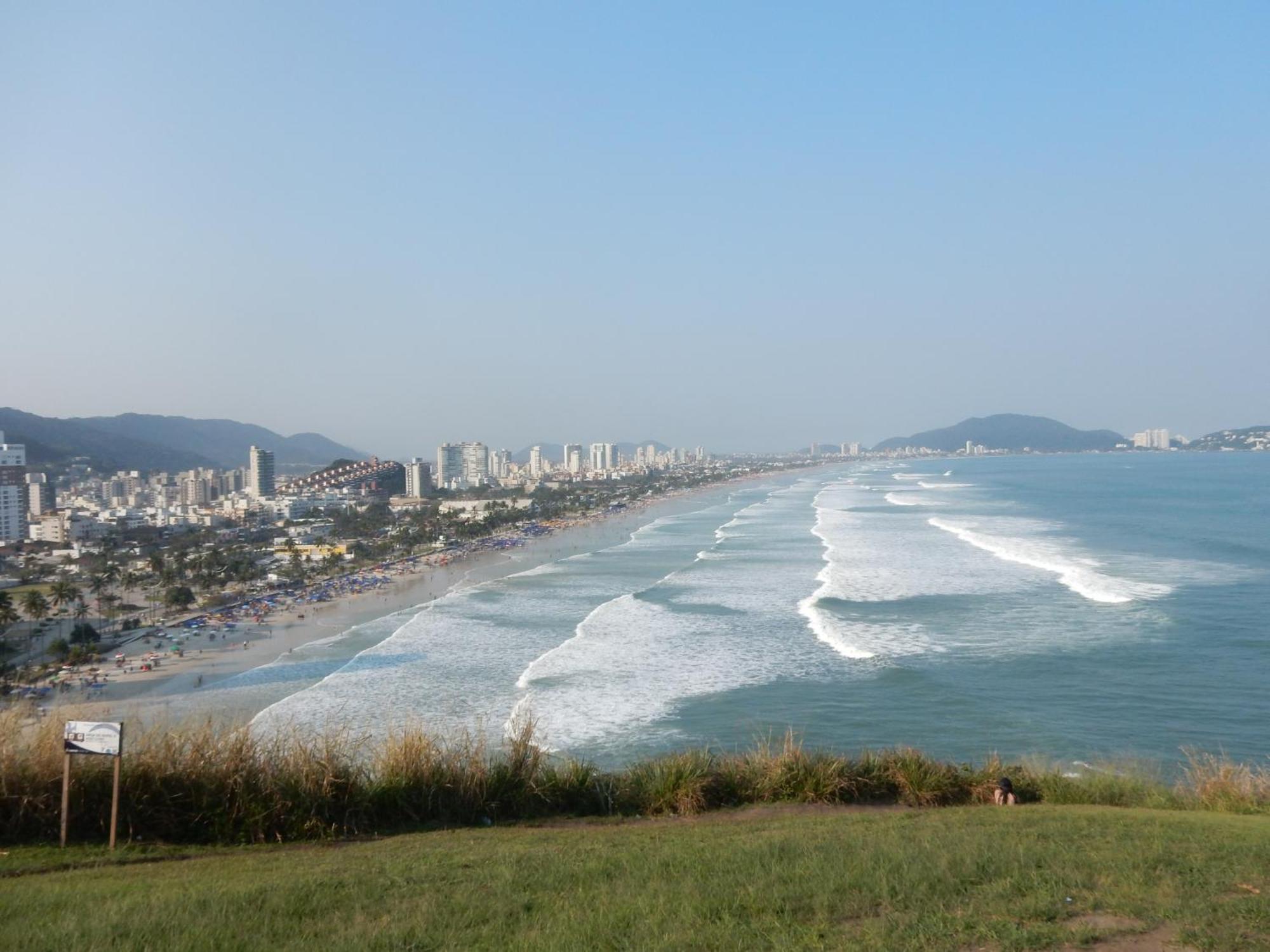 Casa Sete Enseada Ar Cond Suite E Estacionamento Gratis E Uma Otima Localizacao Na Enseada Guarujá Exteriér fotografie